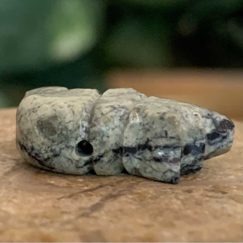 Native American Style Zuni Bear Fetish Bead Drilled Stone Mini Animal Carving .8 - Picture 9 of 14